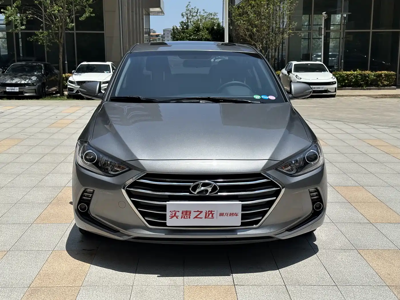 Hyundai Elantra 2016 Model 1.6L Automatic Smart Elite фото 3