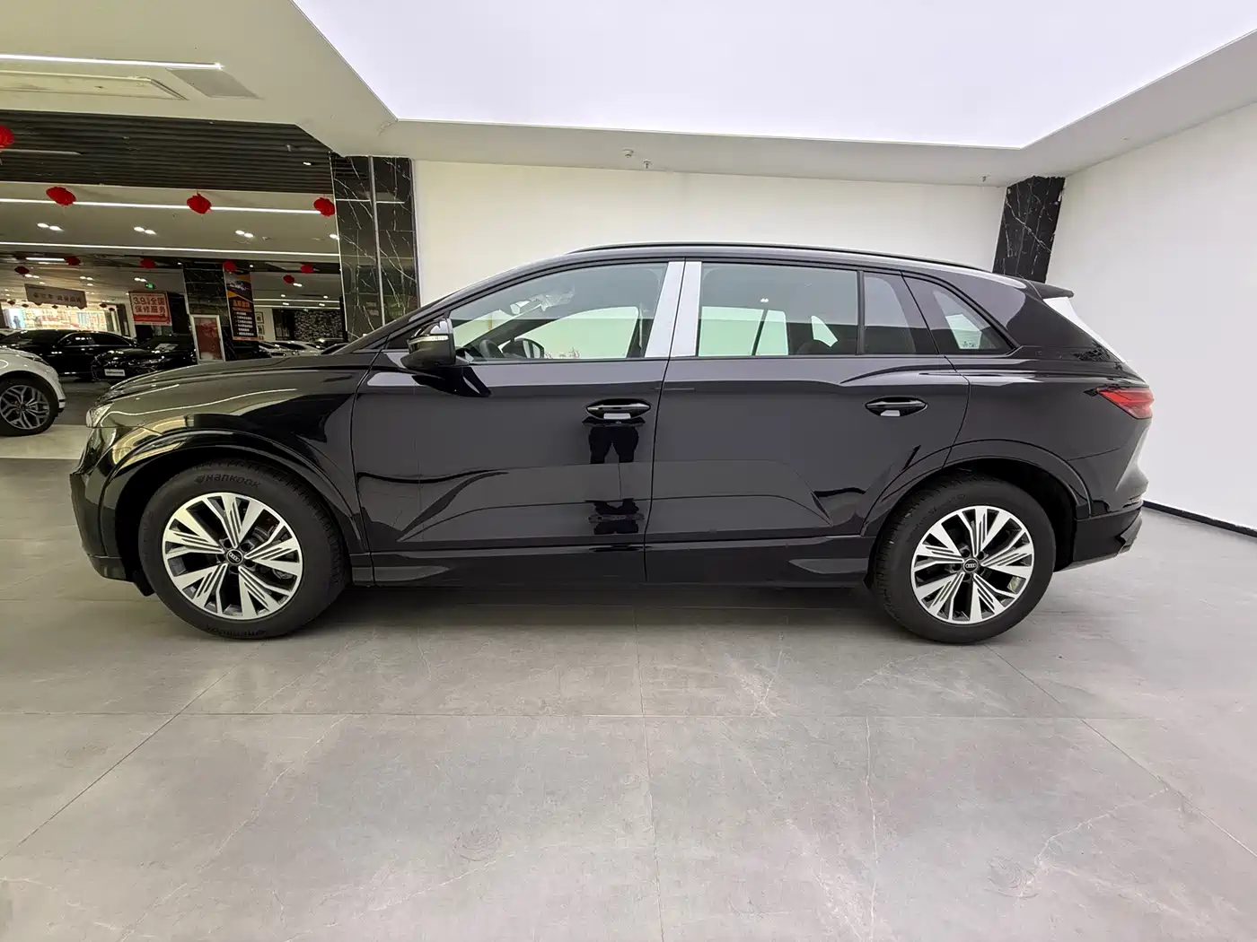 Audi Q5 e-tron 2023 40 e-tron Shining Edition Mecha Package фото 5