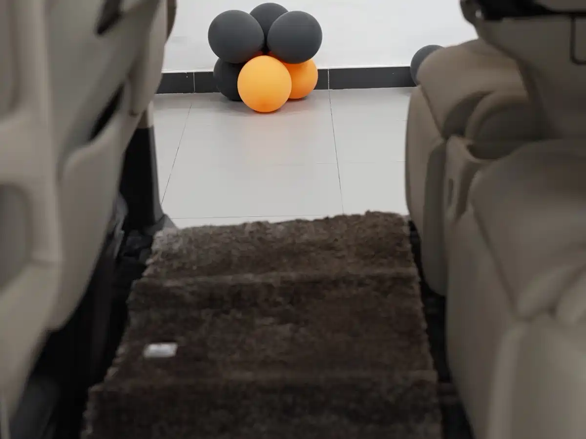 Toyota Alphard 2024 Hybrid 2.5L Ultimate Enjoyment Edition фото 4