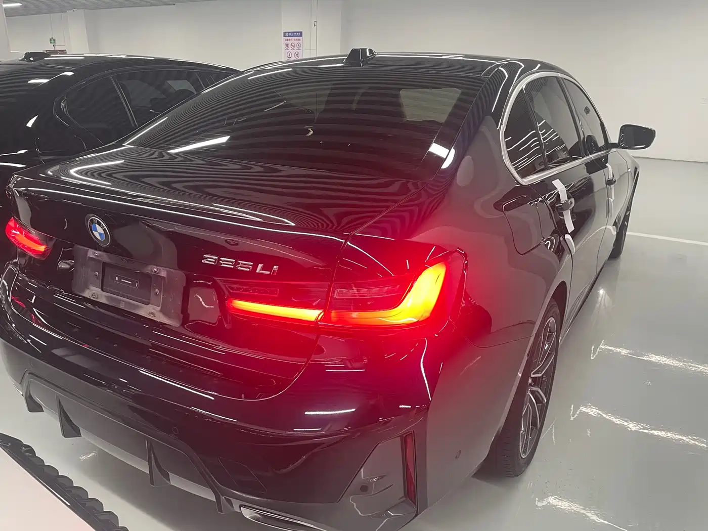 BMW 3 Series 2024 325i M Sport Package фото 7