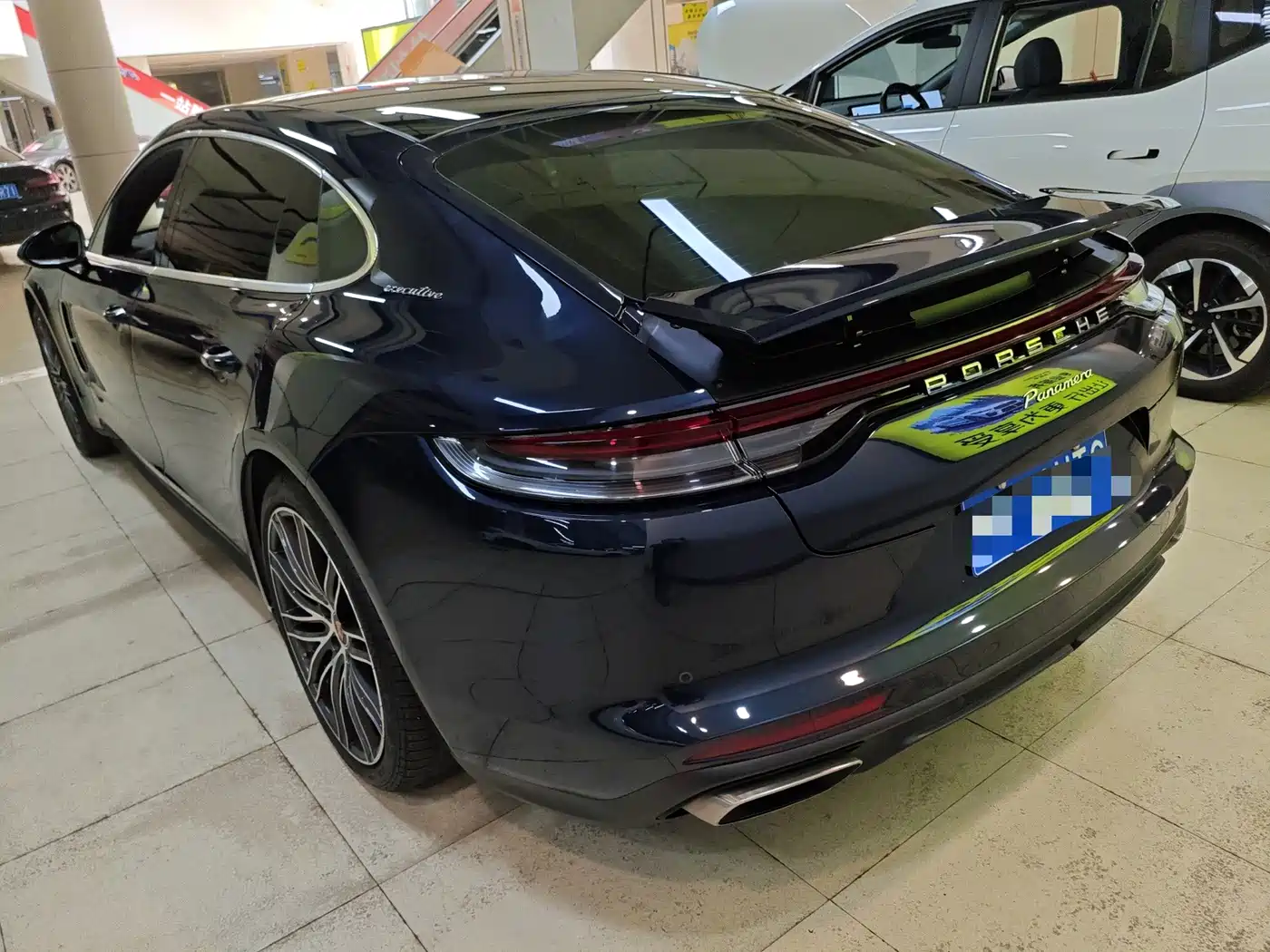 Photo 6 - Porsche Panamera