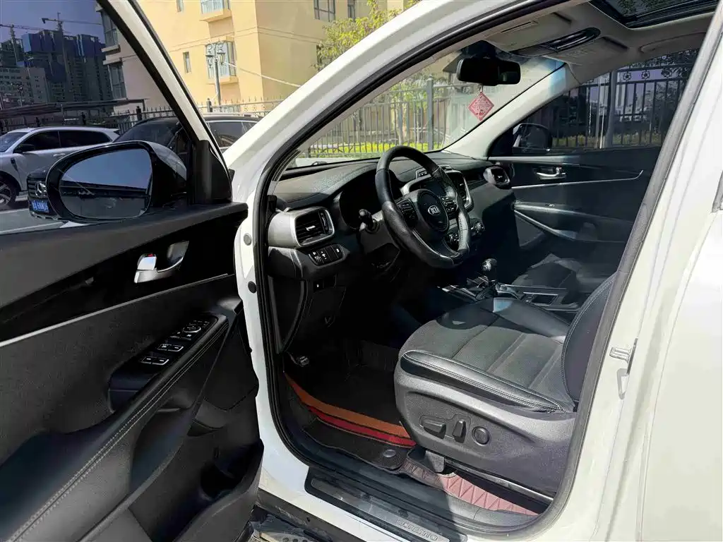 Kia Sorento 2015 Sorento L 2.4L Gasoline 4WD Elite 5-seater China IV фото 5