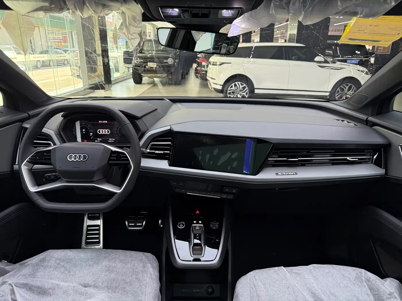 Audi Q5 e-tron 2023 40 e-tron Shining Edition Mecha Package фото 8