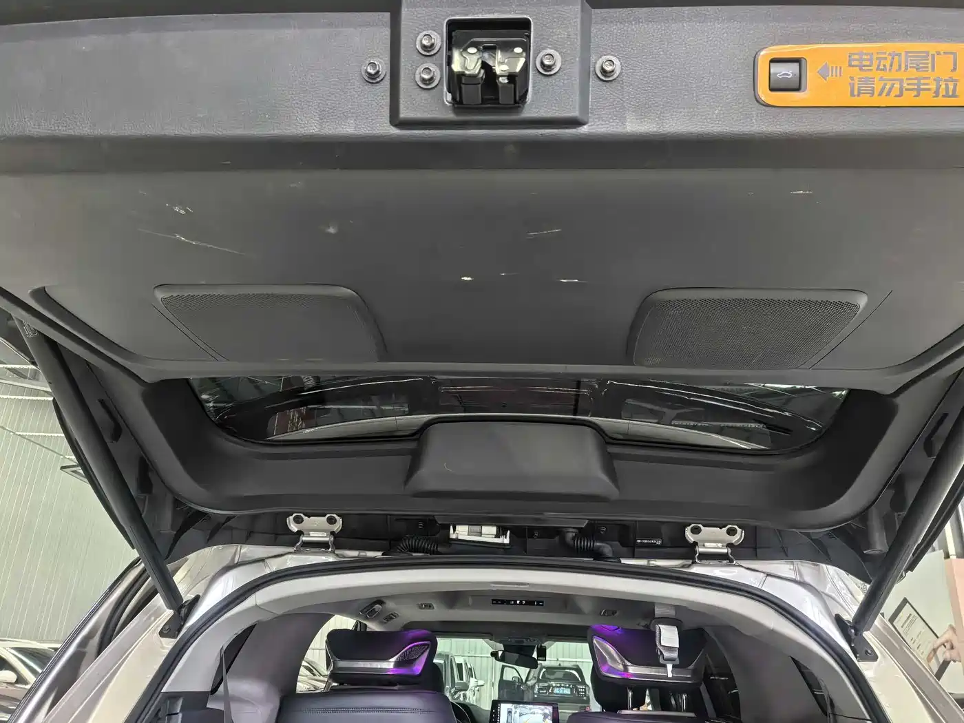 Toyota Sienna 2021 2.5L Hybrid Comfort Edition фото 15