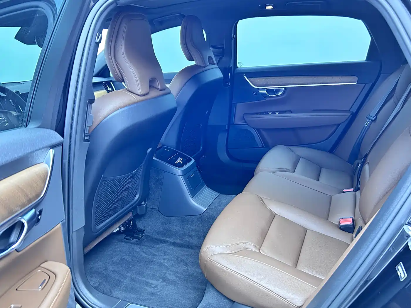 VOLVO S90 PLUG IN HYBRID