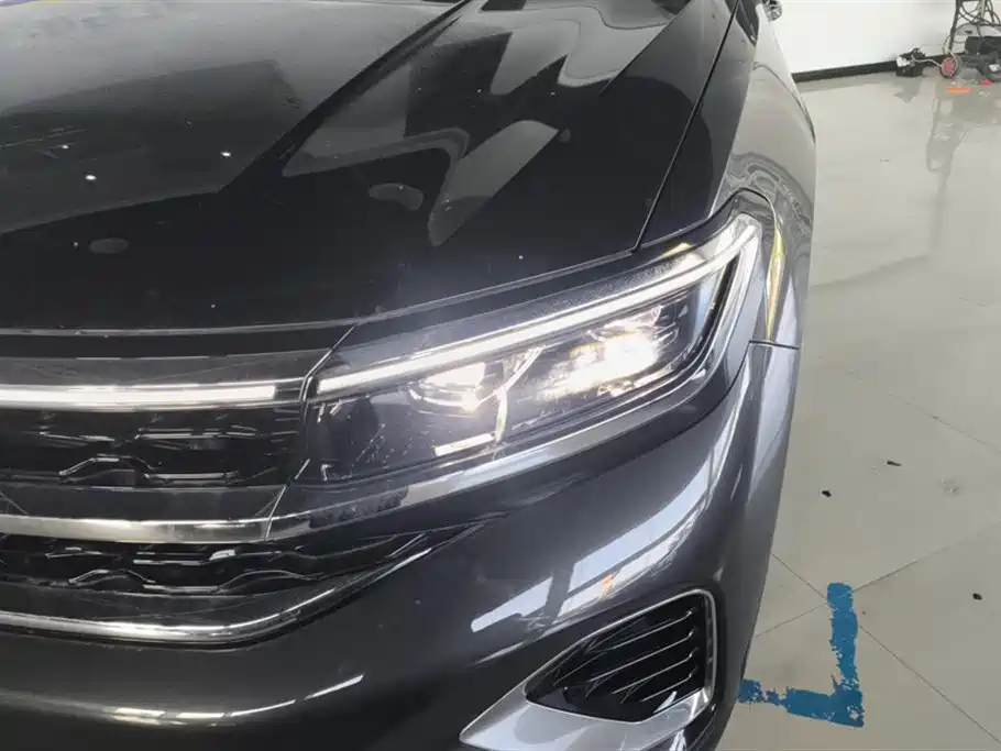 Volkswagen Talagon 2022 380TSI 4WD Luxury Premium Pro Edition 7-Seater фото 5
