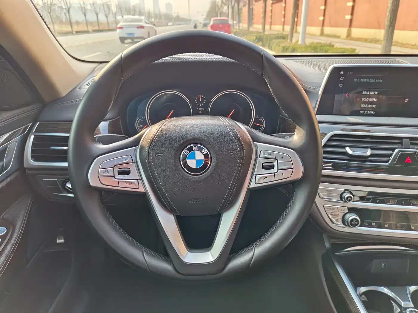 BMW 7 Series 2018 730Li Leading Type Excellence Package фото 20