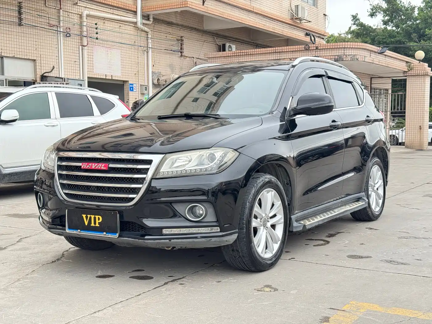 Haval H2 2015 1.5T Automatic 2WD Premium Edition