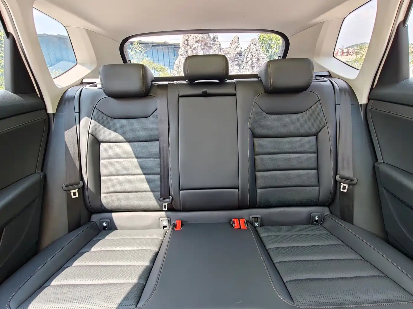 Volkswagen Tharu 2021 280TSI 2WD Luxury Plus фото 22