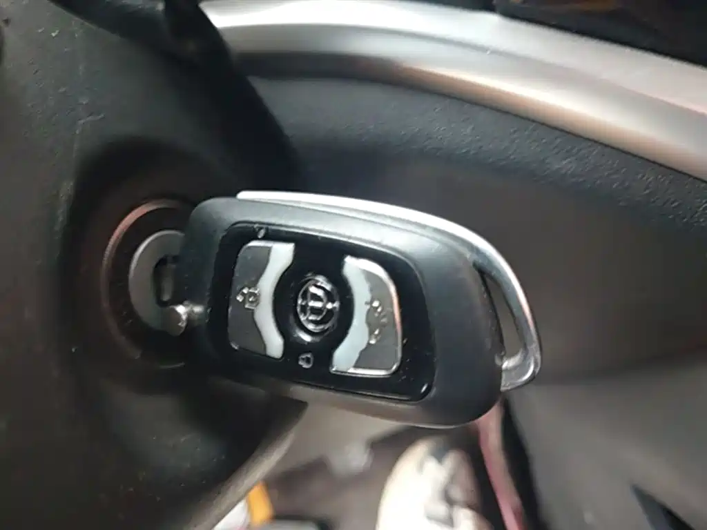 Zhonghua V3 2019 2017 1.5L Manual Comfort