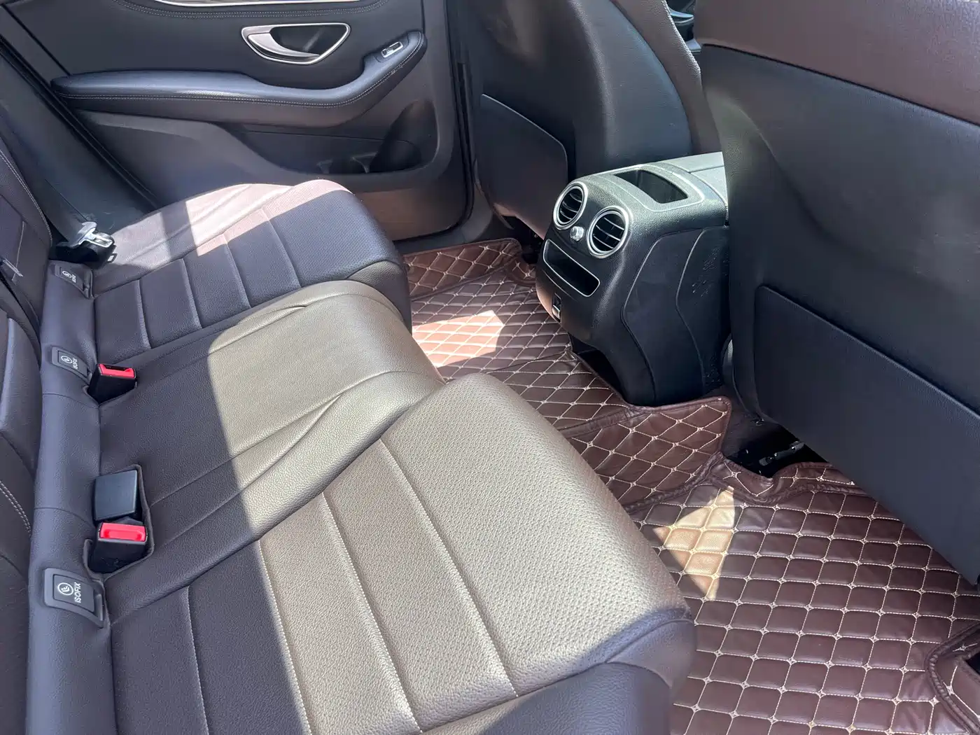 Mercedes-Benz GLC 2020 GLC 260 L 4MATIC Luxury фото 5