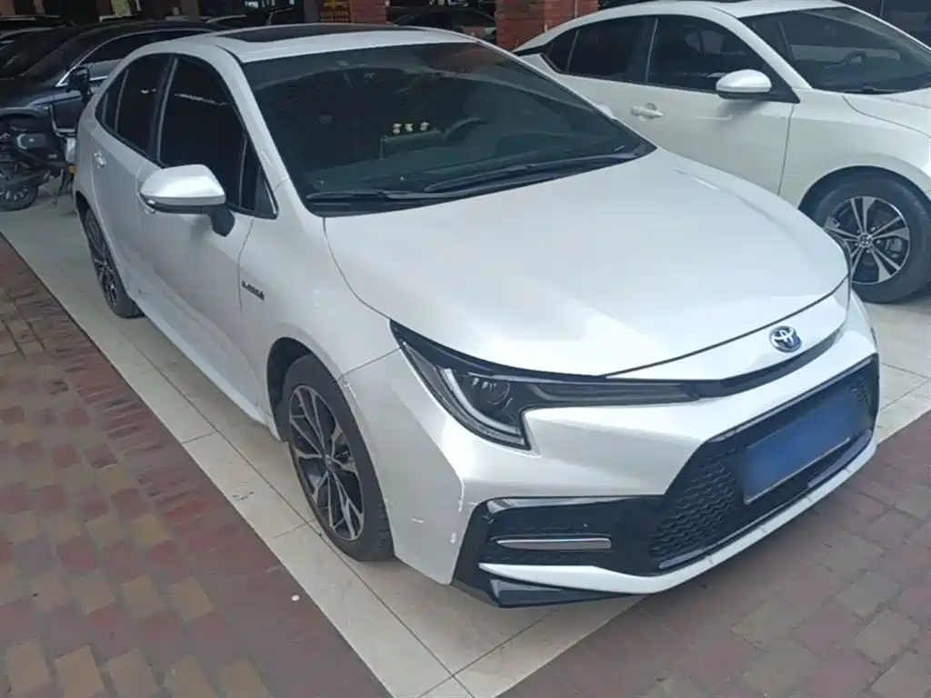 Toyota Levin 2019 Hybrid 1.8H E-CVT Sport Edition China VI фото 4