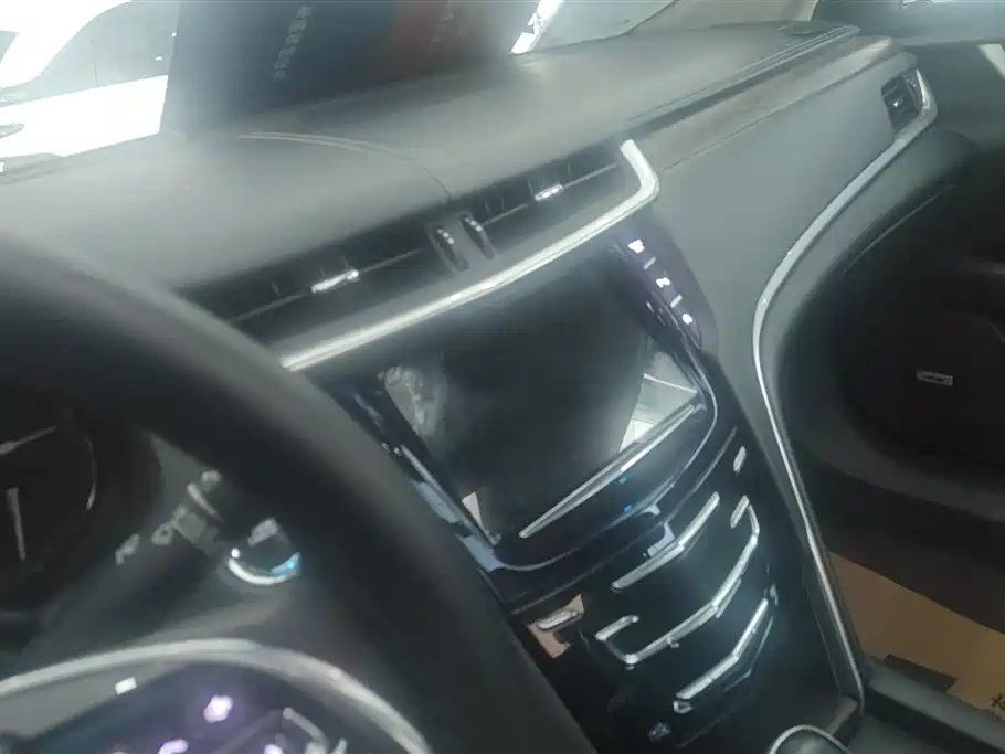 Cadillac XTS 2018 28T Elite фото 13