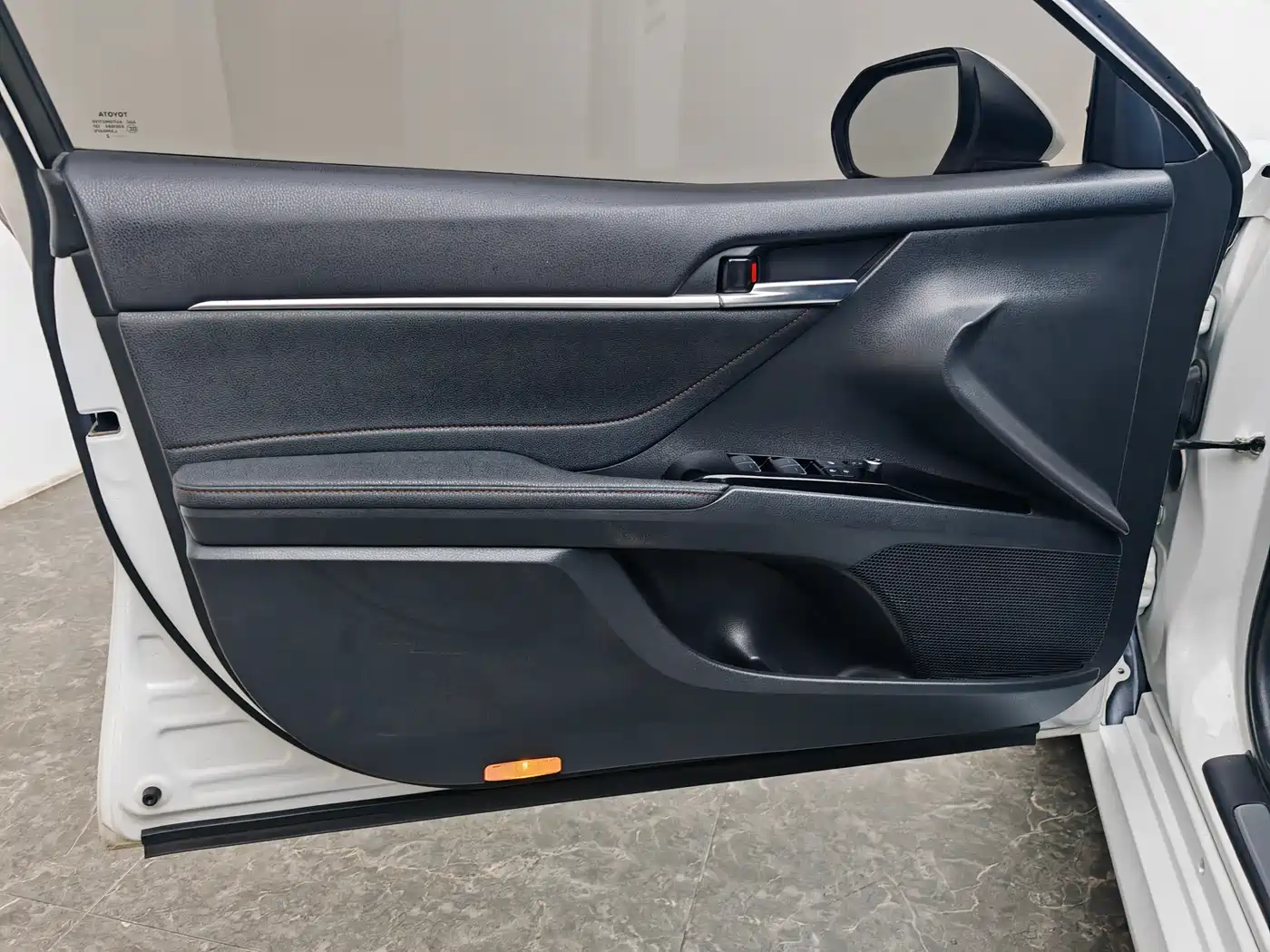 Toyota Camry 2021 2.0G Luxury Edition фото 25