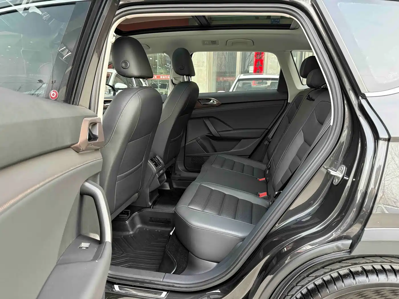 Volkswagen Tharu 2019 Model 330TSI 4WD Flagship Edition China VI фото 8