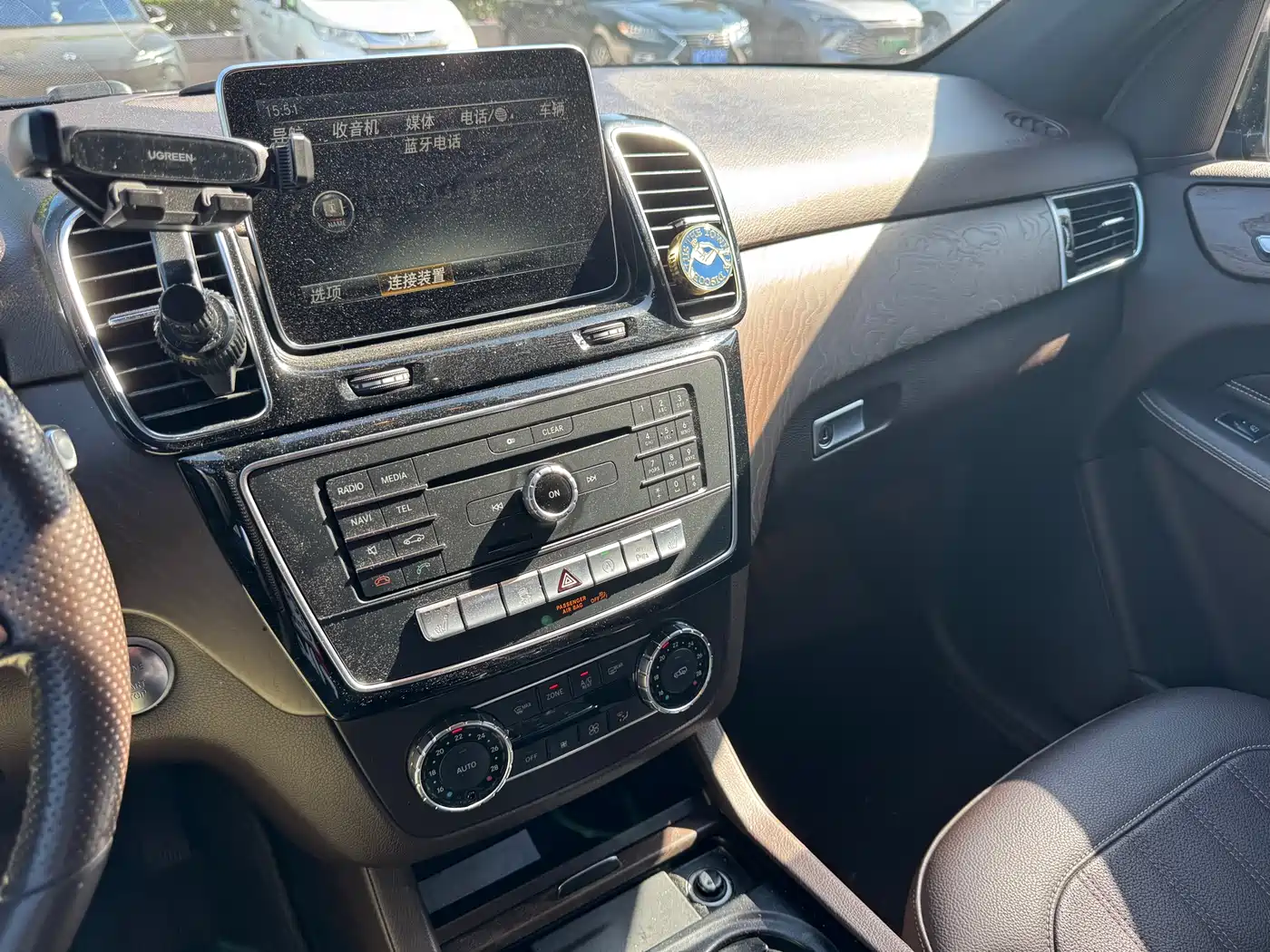 Mercedes-Benz GLE 2015 GLE 400 4MATIC фото 24