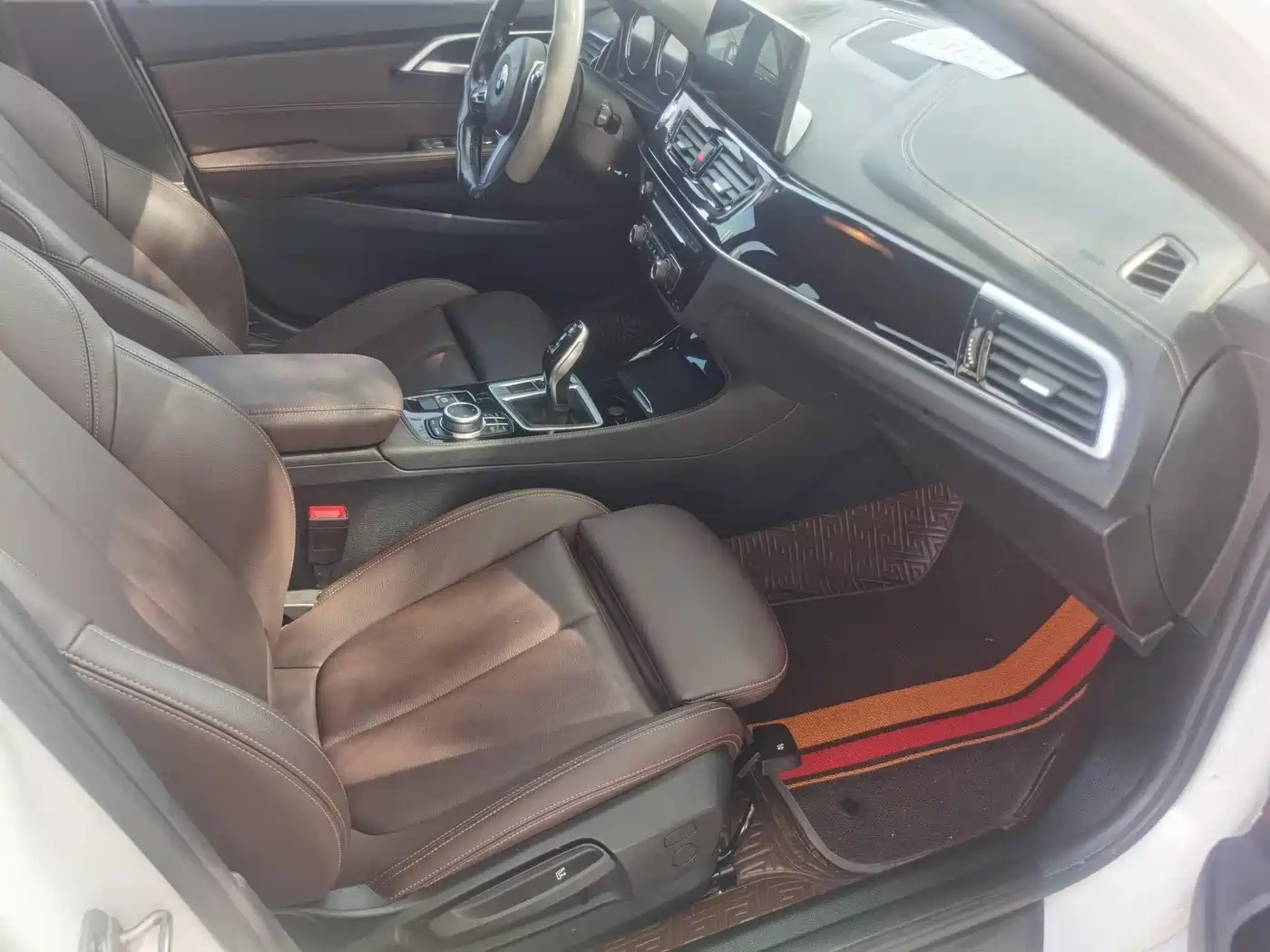 BMW 1 Series 2021 Facelift 120i M Sport Shadow Edition фото 13
