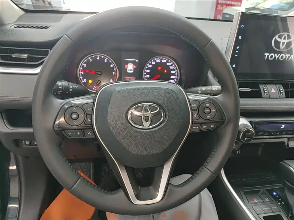 Toyota Wildlander 2022 2.0L CVT FWD Luxury Edition фото 11