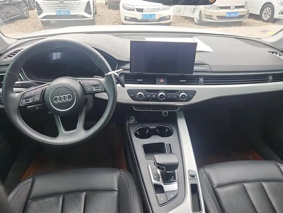 Audi A4L 2020 40 TFSI Fashion Dynamic Edition фото 12