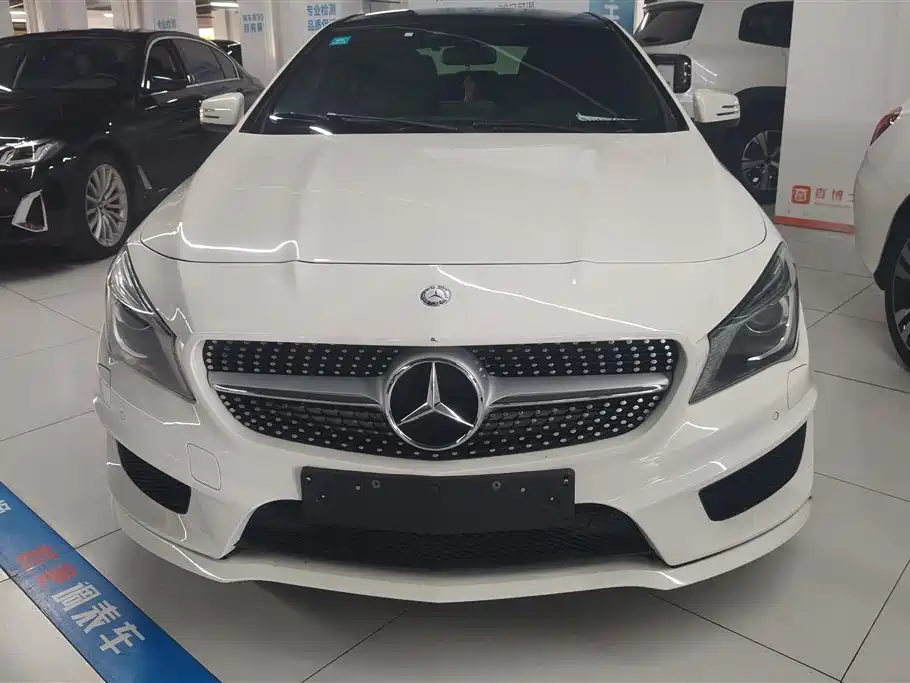 Mercedes-Benz CLA (Import) 2016 Facelift CLA 220 4MATIC фото 2