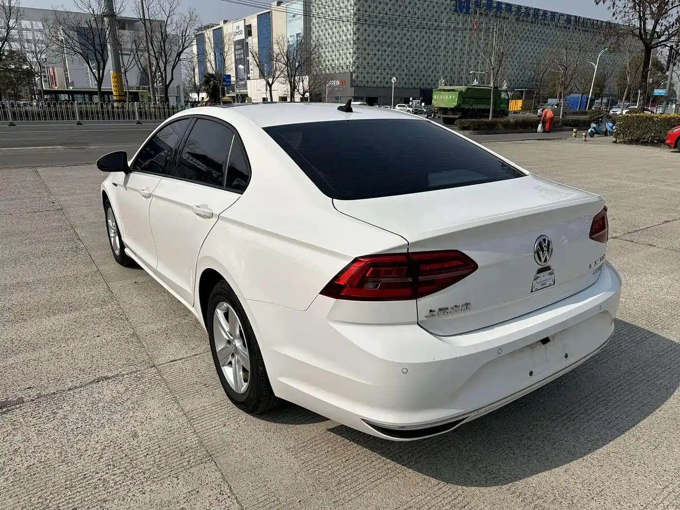 Volkswagen Lamando 2021 230TSI DSG Fashion Edition фото 3