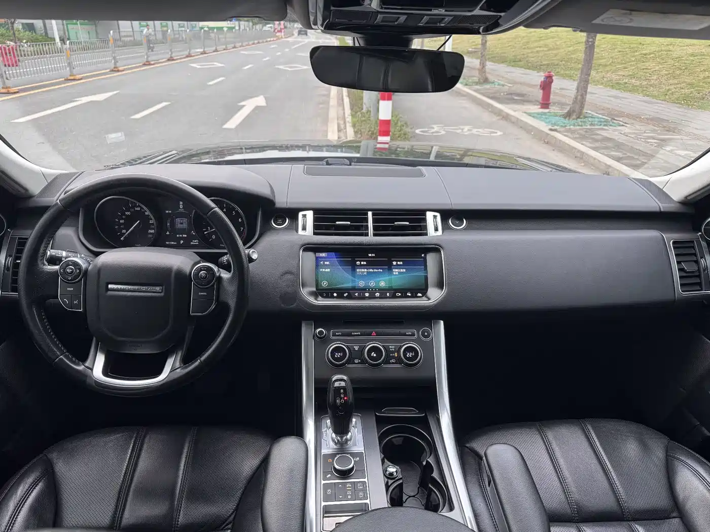 Land Rover Range Rover Sport 2017 3.0 SC V6 SE фото 19