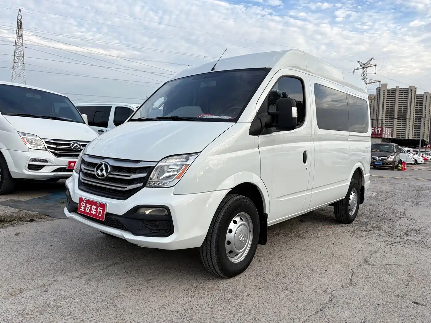 SAIC Maxus Xintu V80 2019 Model 2.5T Classic 6-speed manual Aoyuntong short wheelbase medium roof 5/6-seater