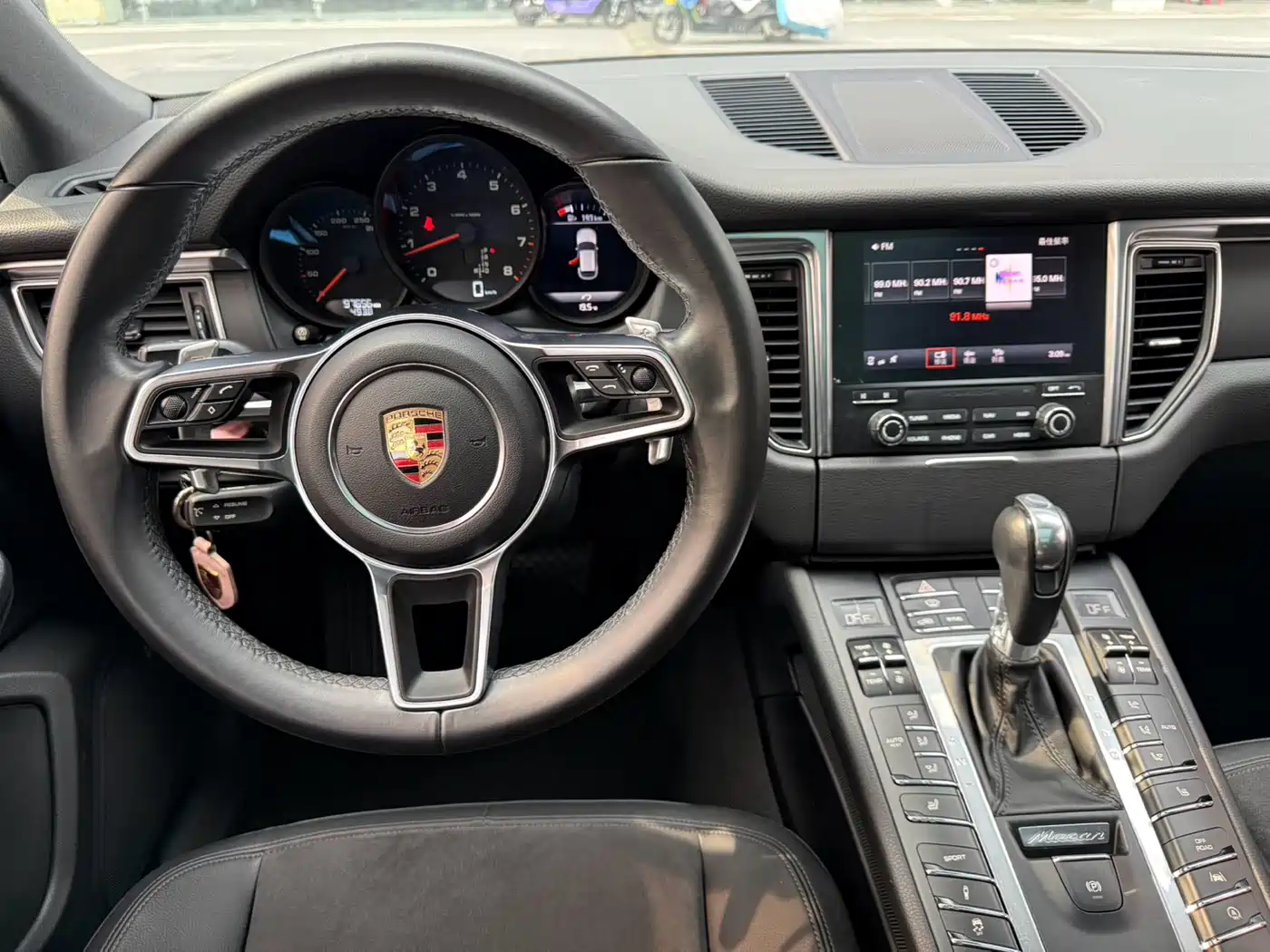 Porsche Macan 2017 Macan 2.0T фото 11