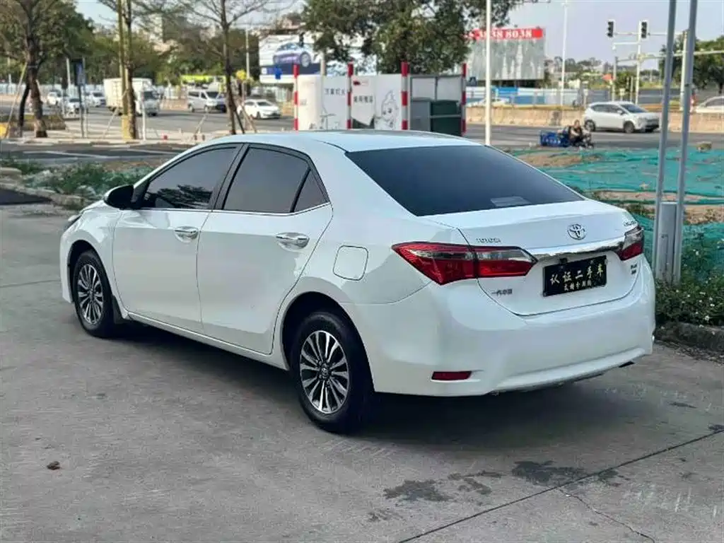 Toyota Corolla 2017 Facelift 1.2T S-CVT GL фото 7