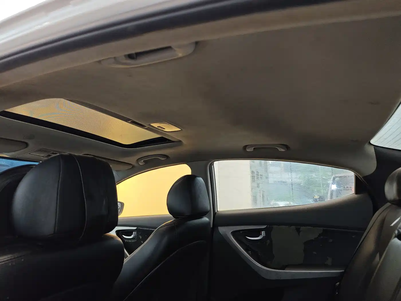 Hyundai Langdong 2016 1.6L Automatic Premium Edition фото 23