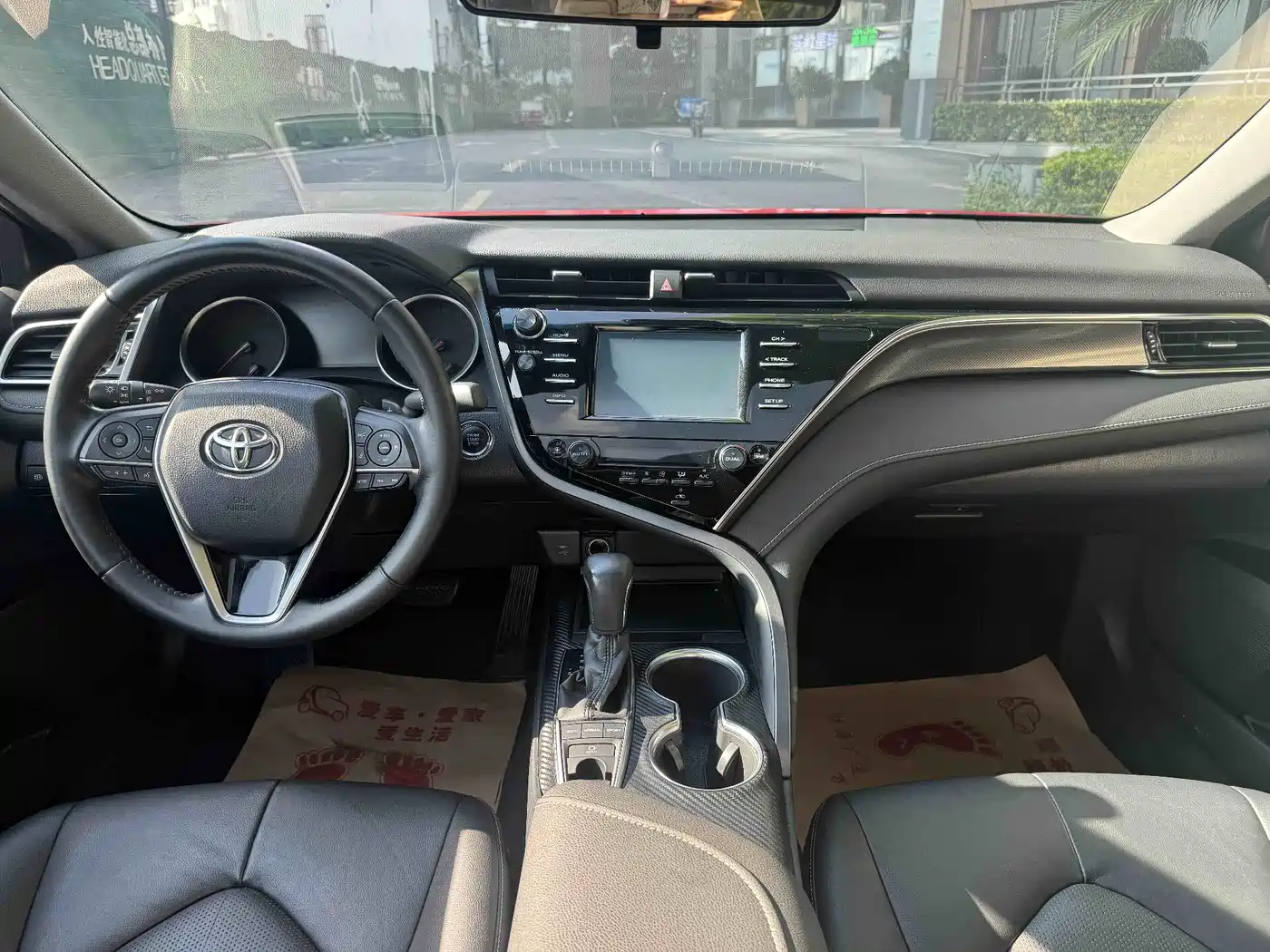 Toyota Camry 2018 2.5S Trend Edition фото 18