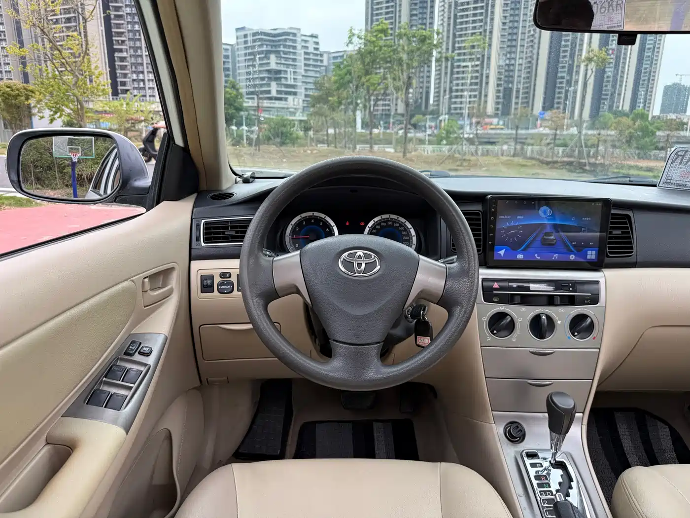 Toyota Corolla 2013 1.6L Automatic Luxury фото 12