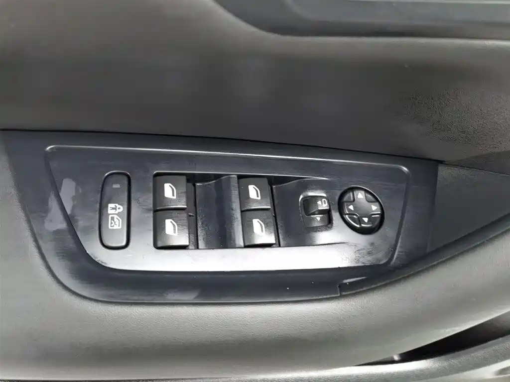 Peugeot 508 2019 508L 400THP PureTech Driving Control Edition China VI фото 9