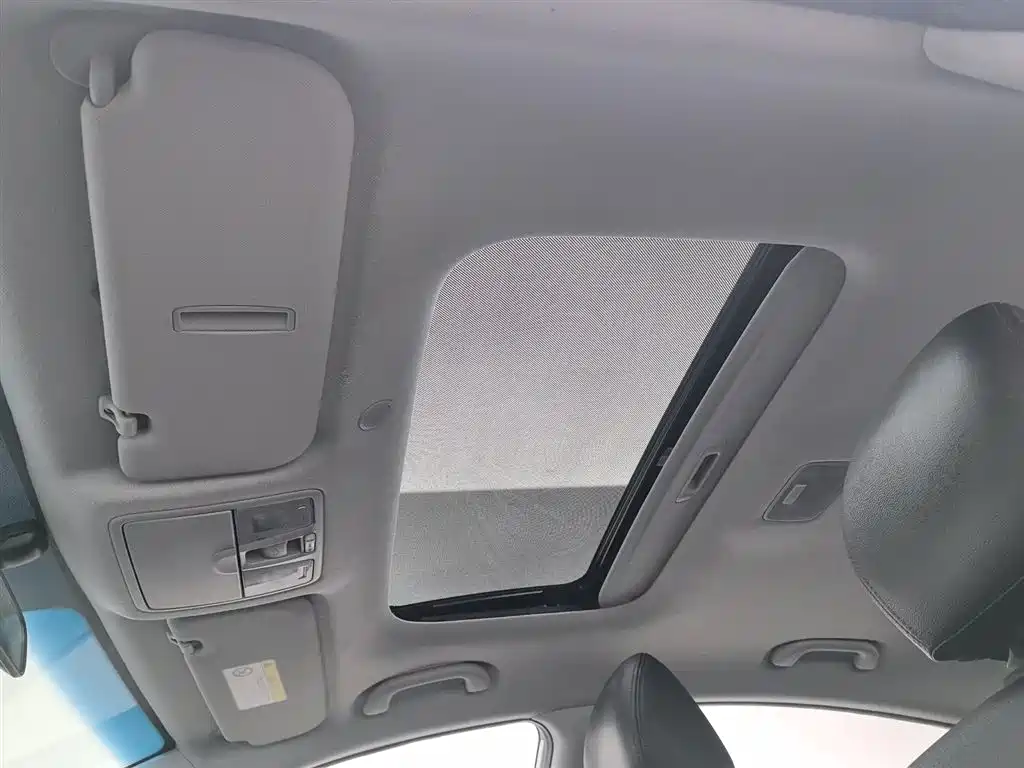 Hyundai Langdong 2016 1.6L Automatic Premium Edition фото 14