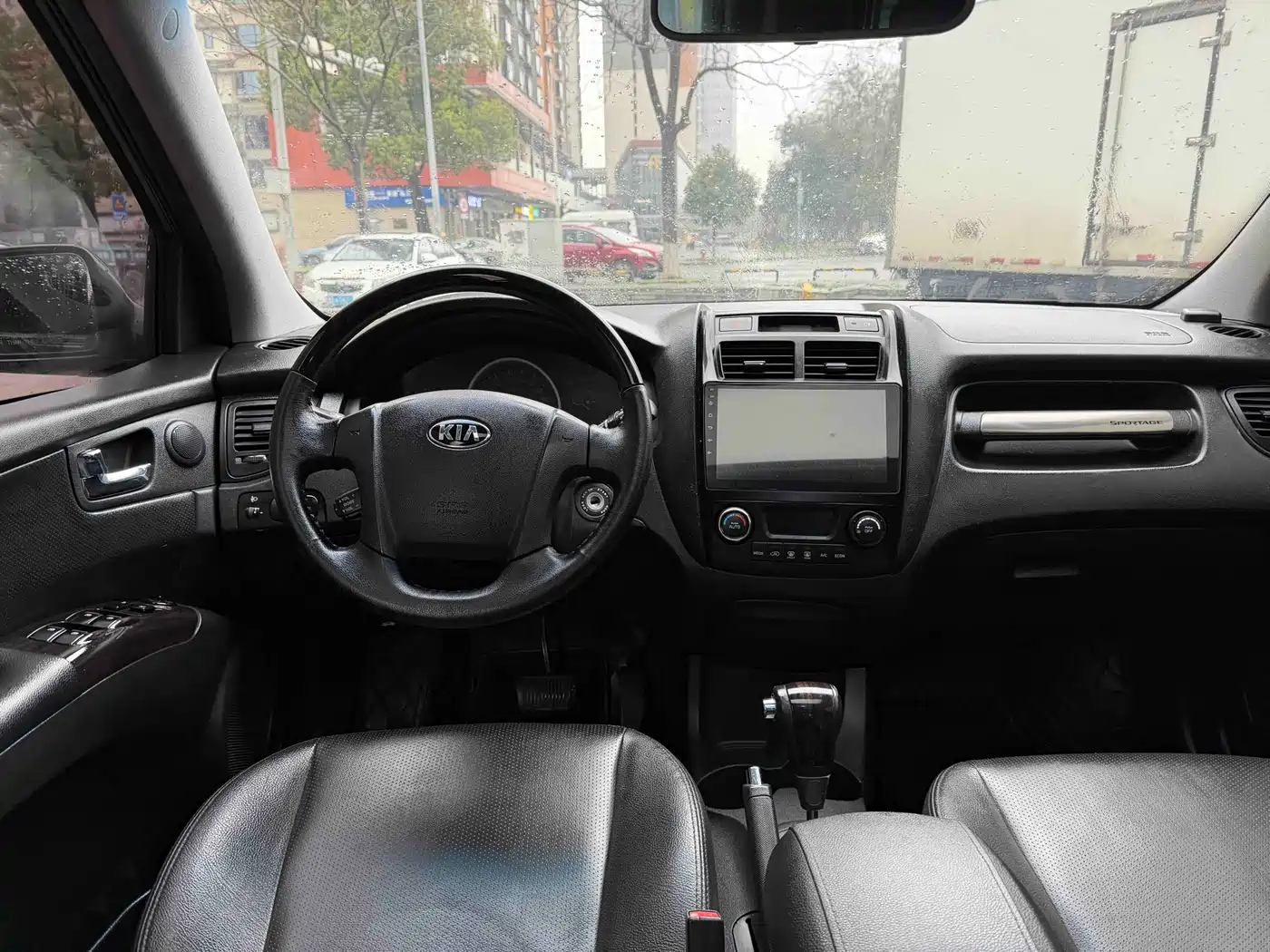 Kia Sportage 2013 2.0L Automatic 2WD GLS фото 12