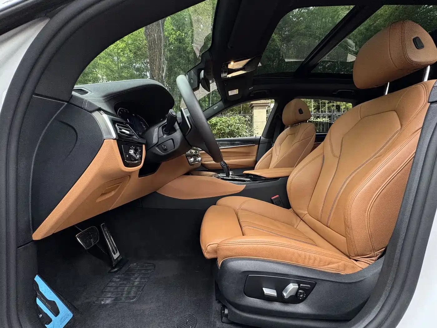BMW 6 Series GT 2021 630i M Sport Package фото 9