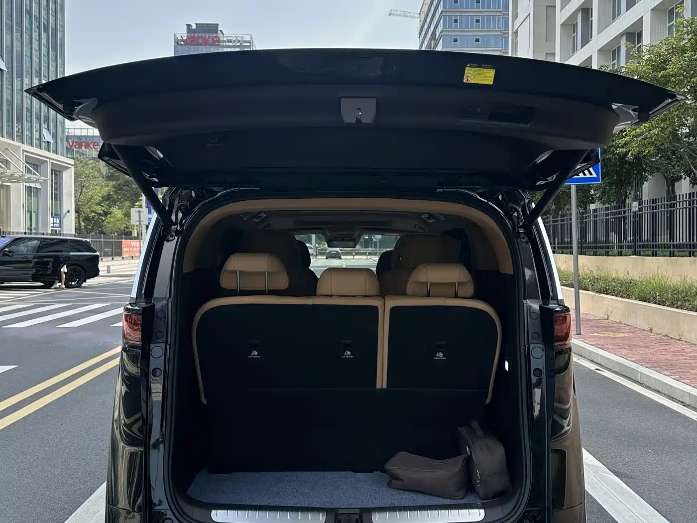 Denza D9 2025 DM-i Smart Drive Edition 1020 AWD Prestige фото 7