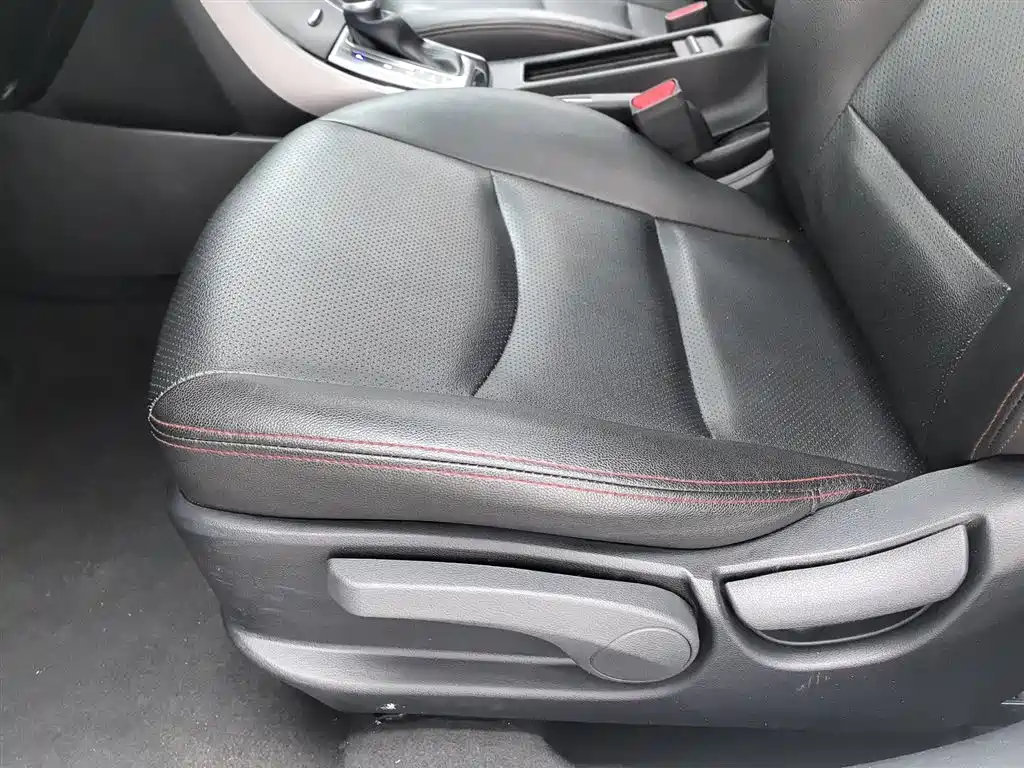 Hyundai Langdong 2016 1.6L Automatic Premium Edition фото 20