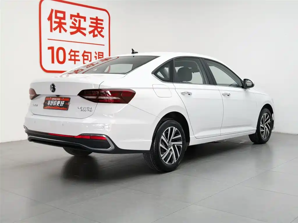 Volkswagen Lavida 2023 300TSI DSG Comfort Edition фото 2