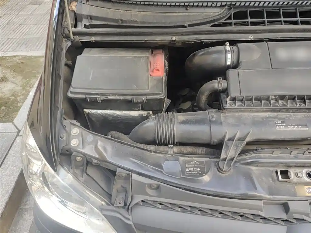 Mercedes-Benz Vito 2011 2.5L 7-Seat Executive Edition фото 21