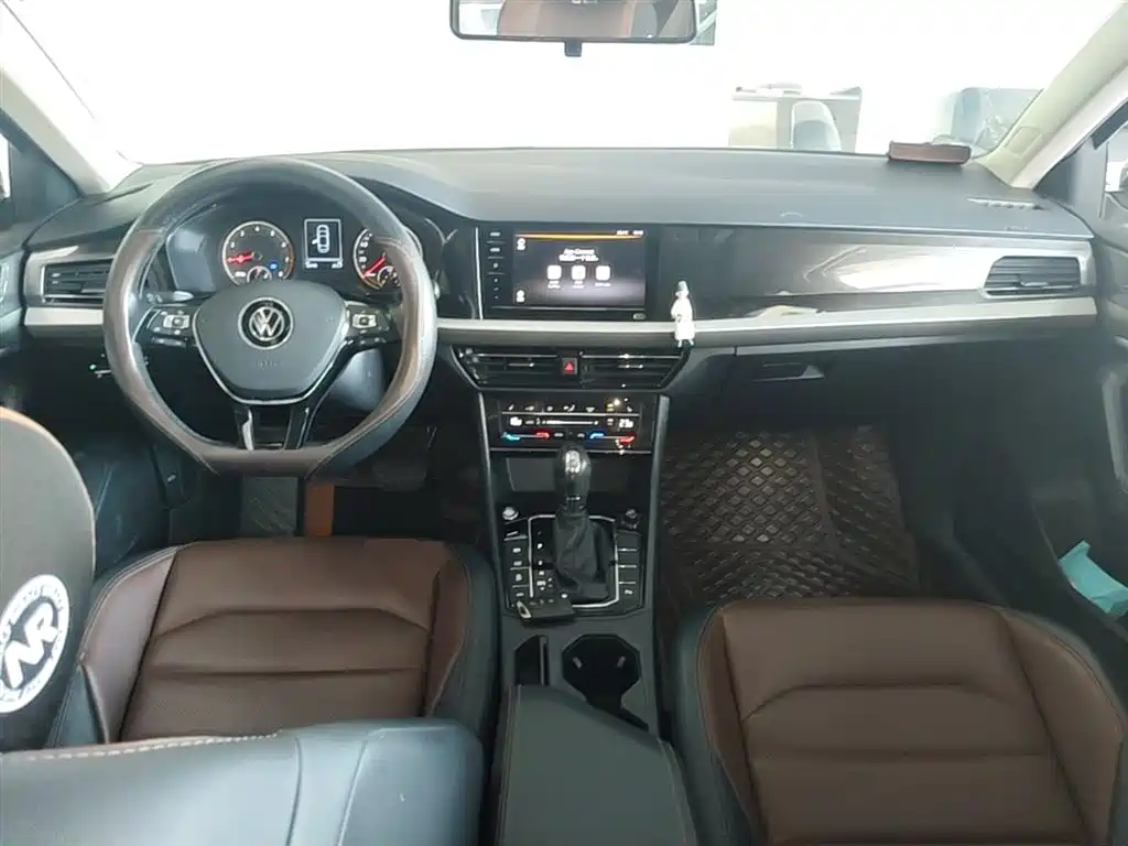 Volkswagen Lavida 2021 280TSI DSG Luxury Edition фото 10