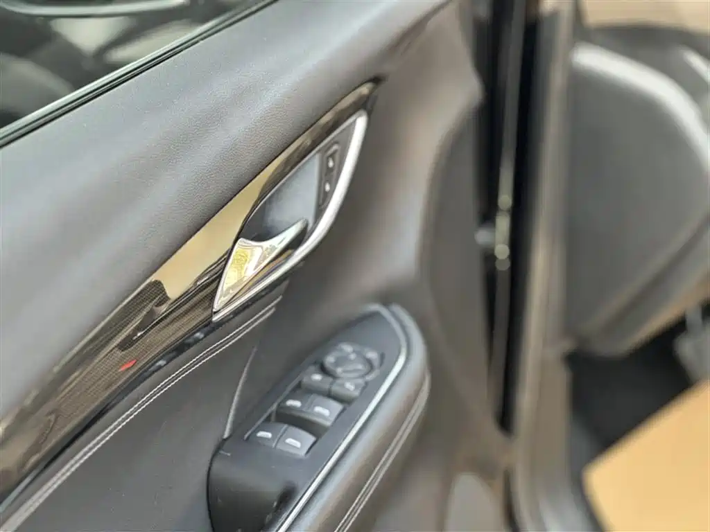Buick Envision Plus 2022 Enclave Plus 652T 5-Seater Luxury фото 17