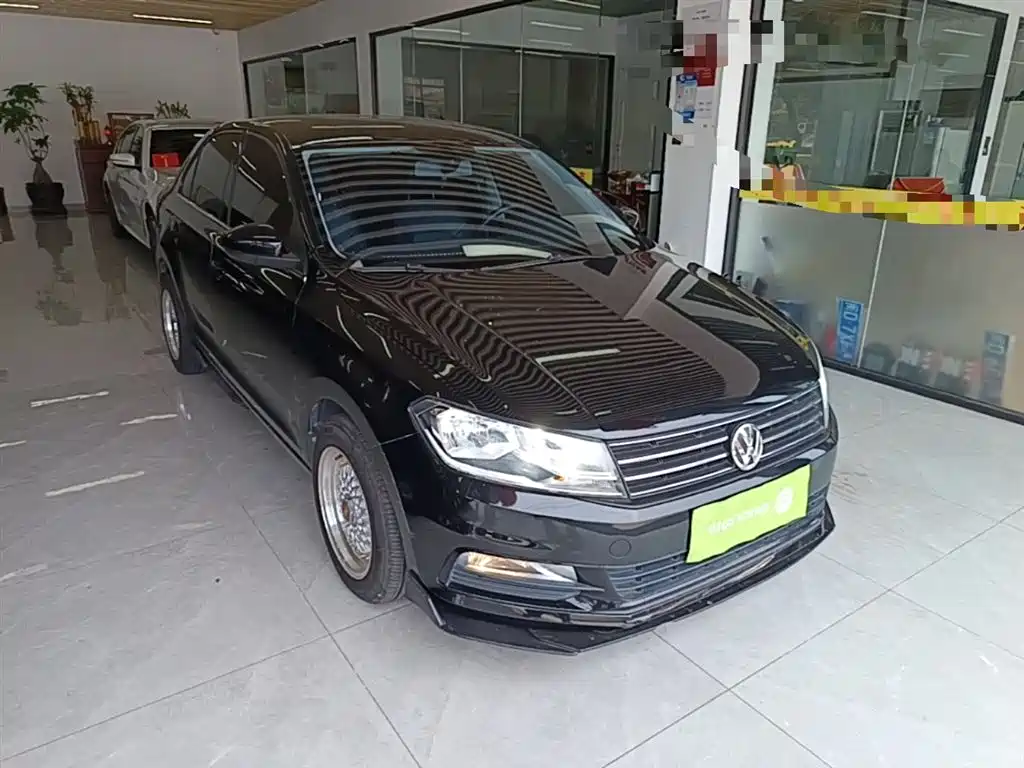 Volkswagen Santana 2016 1.6L Automatic Comfort Edition фото 4