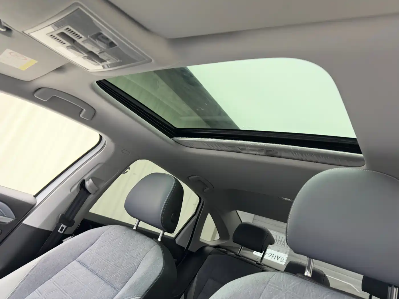 Volkswagen Lavida 2023 1.5L Auto Luxury Edition фото 9