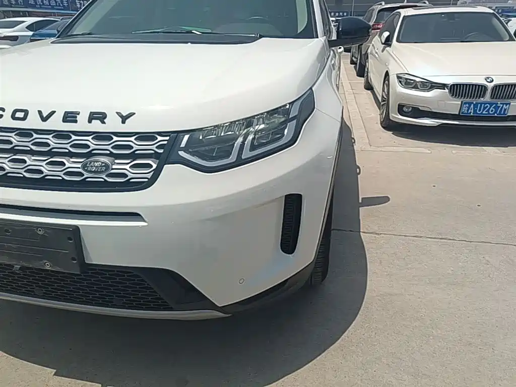 Land Rover Discovery Sport 2020 200PS Family Edition фото 24