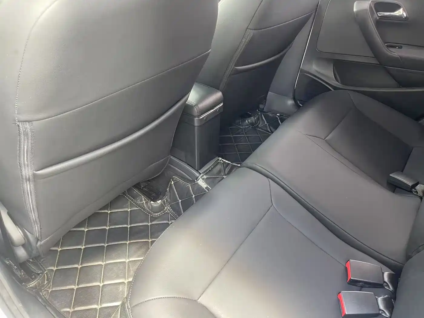 Volkswagen Polo 2018 1.5L Auto Comfort фото 4