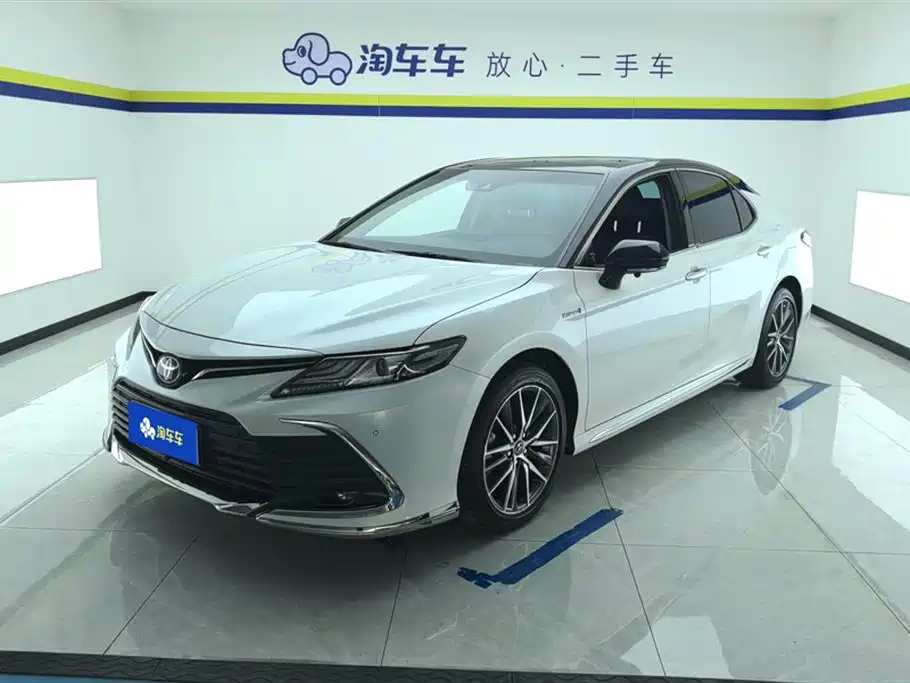 Toyota Camry 2023 Hybrid 2.5HG Luxury Edition