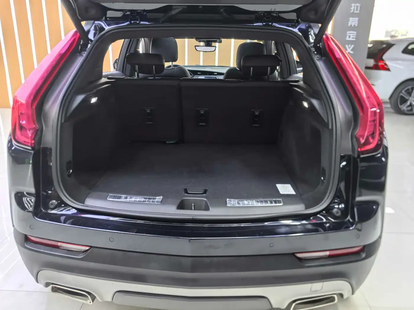 Cadillac XT4 2021 28T FWD Luxury Edition фото 12