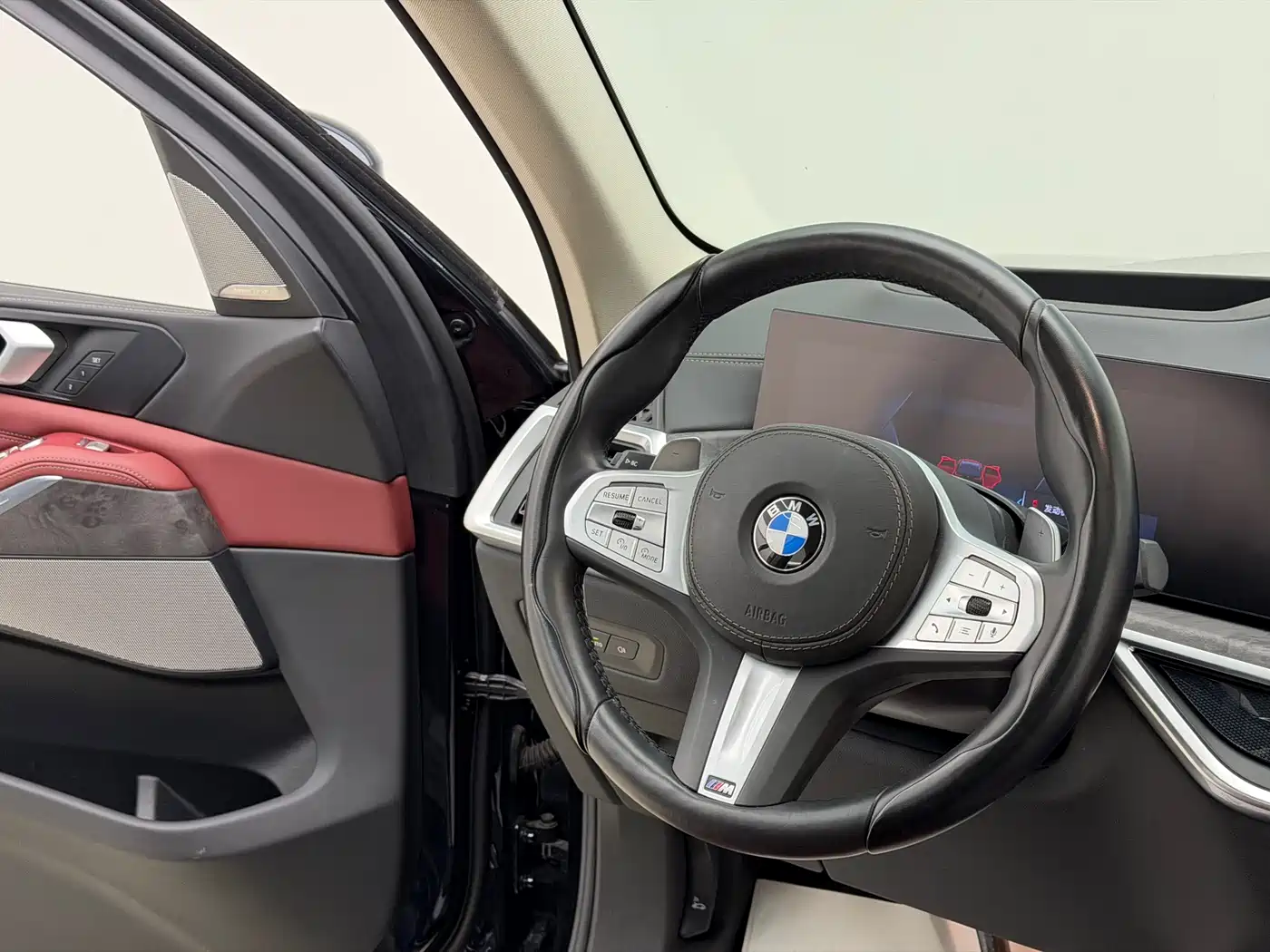 BMW X5 2023 xDrive 30Li Premium M Sport Package фото 13