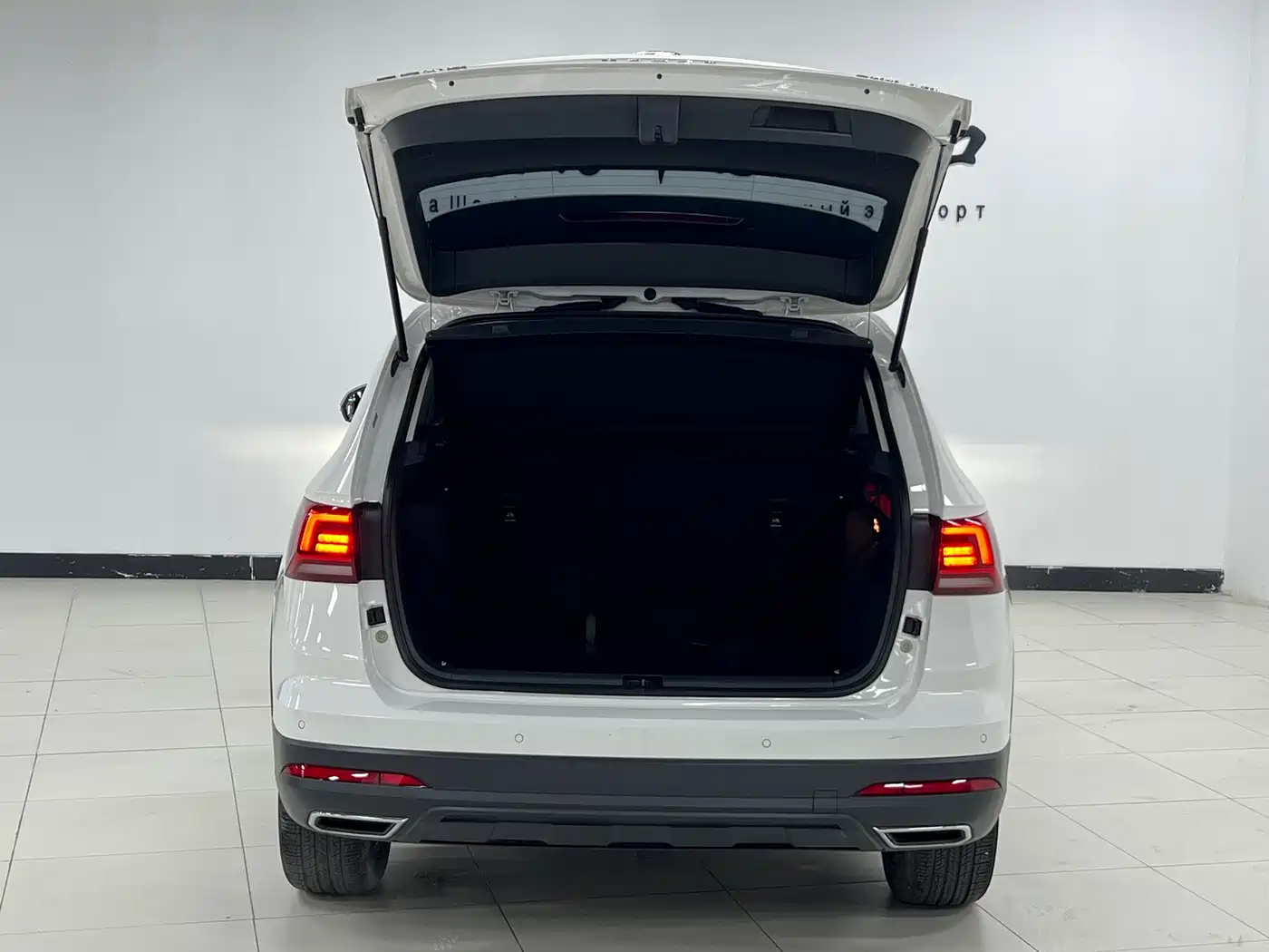 Volkswagen Tharu 2021 280TSI 2WD Luxury Plus фото 12